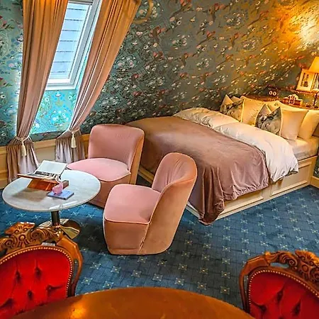 Charmante Skostredet 5* Μπέργκεν