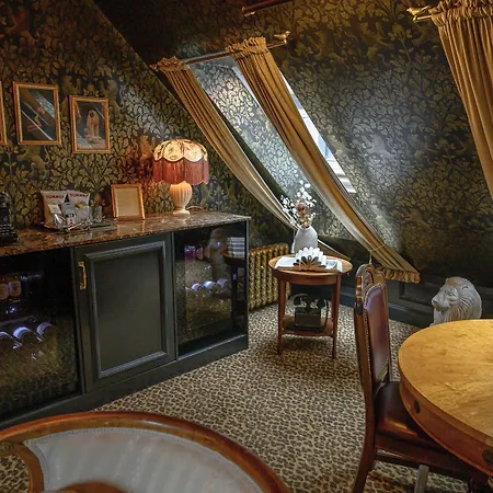 Ξενοδοχείο Charmante Skostredet Μπέργκεν
