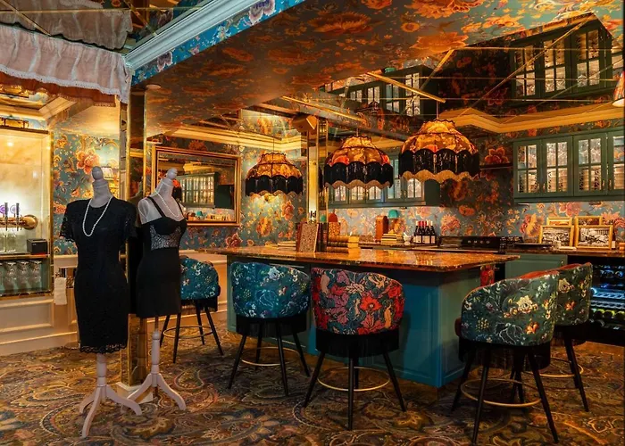 Hotel Charmante Skostredet