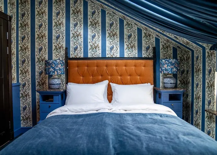 Hotel Charmante Skostredet 5*