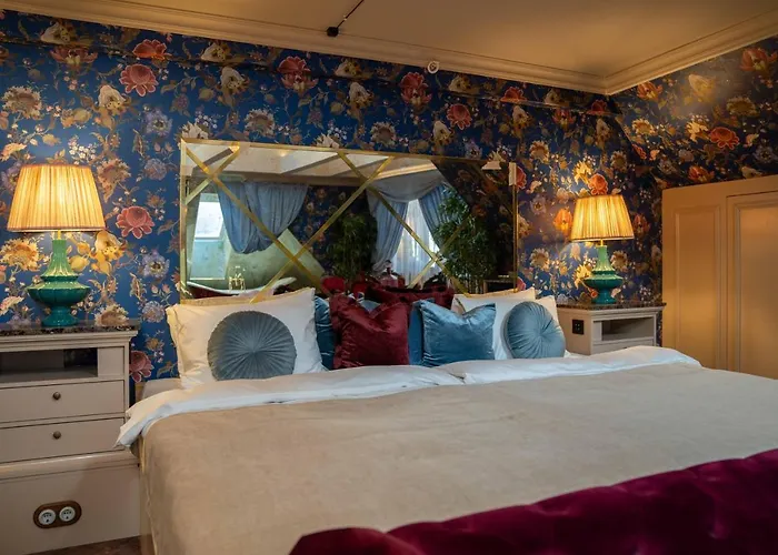 Hotel Charmante Skostredet