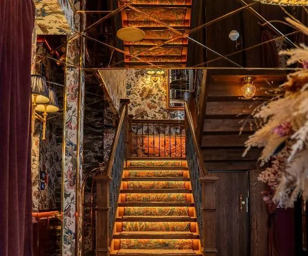 Hotel Charmante Skostredet