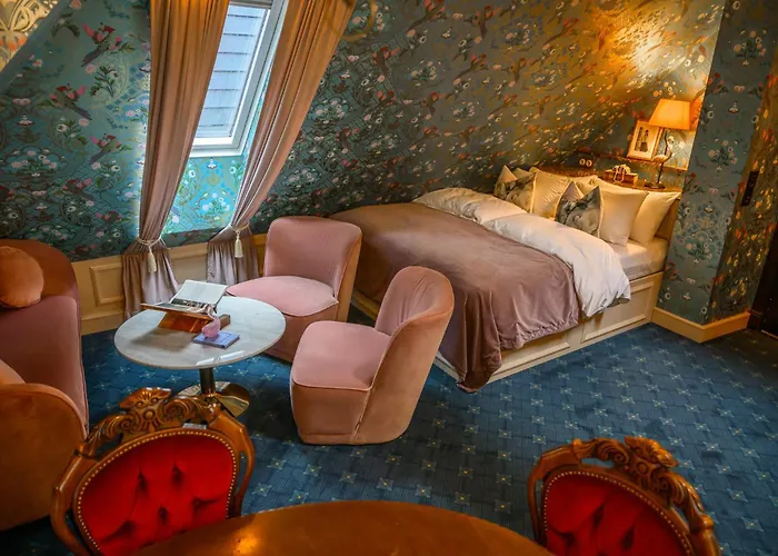 Charmante Skostredet Hotel 5*