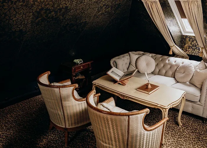 Hotel Charmante Skostredet 5*