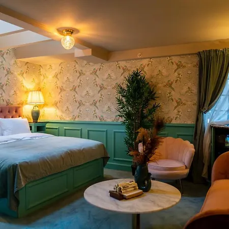 Otel Charmante - Skostredet